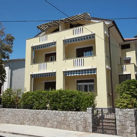 Pensjonat Cavrak With Terrace 4*