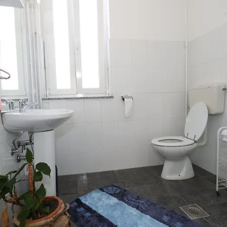 Cavrak With Terrace Pensjonat 3*