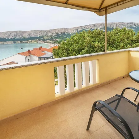 Cavrak With Terrace 4*