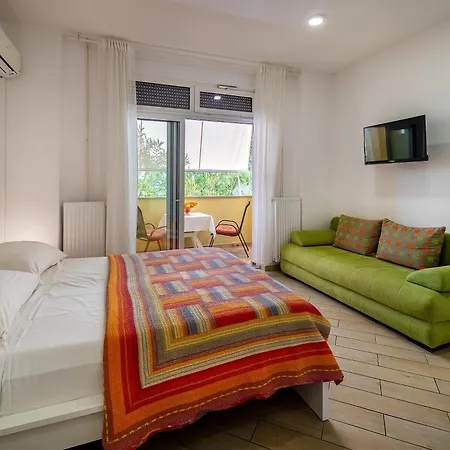 ゲストハウス Cavrak With Terrace