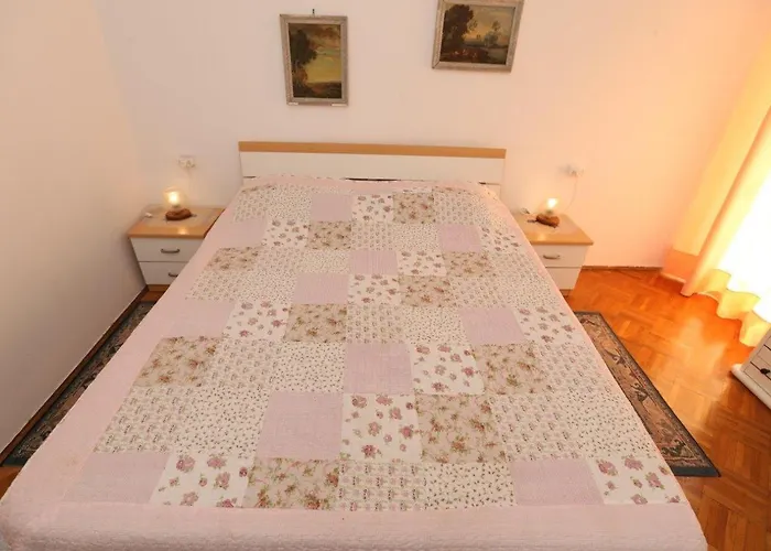 Cavrak With Terrace