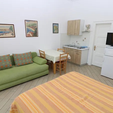 Penzion Cavrak With Terrace *