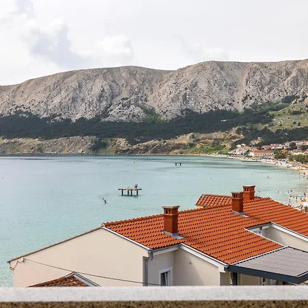 Cavrak With Terrace