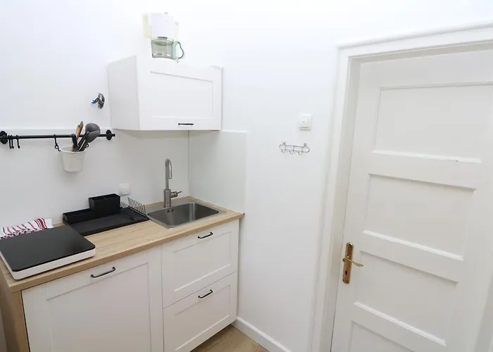 بيت ضيافة Cavrak With Terrace